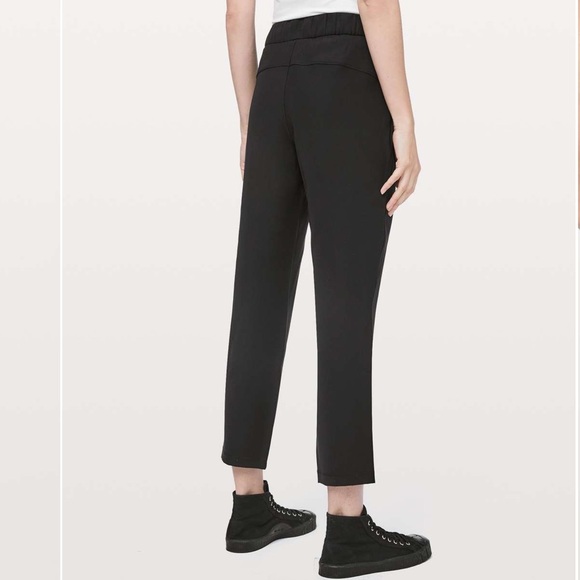 Lululemon On The Fly Pant *Woven 27" - Picture 9 of 9